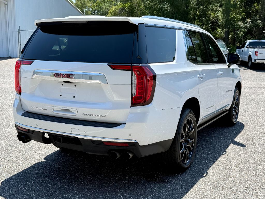 2021 GMC Yukon - $35,800