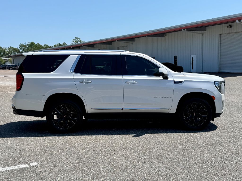 2021 GMC Yukon - $35,800
