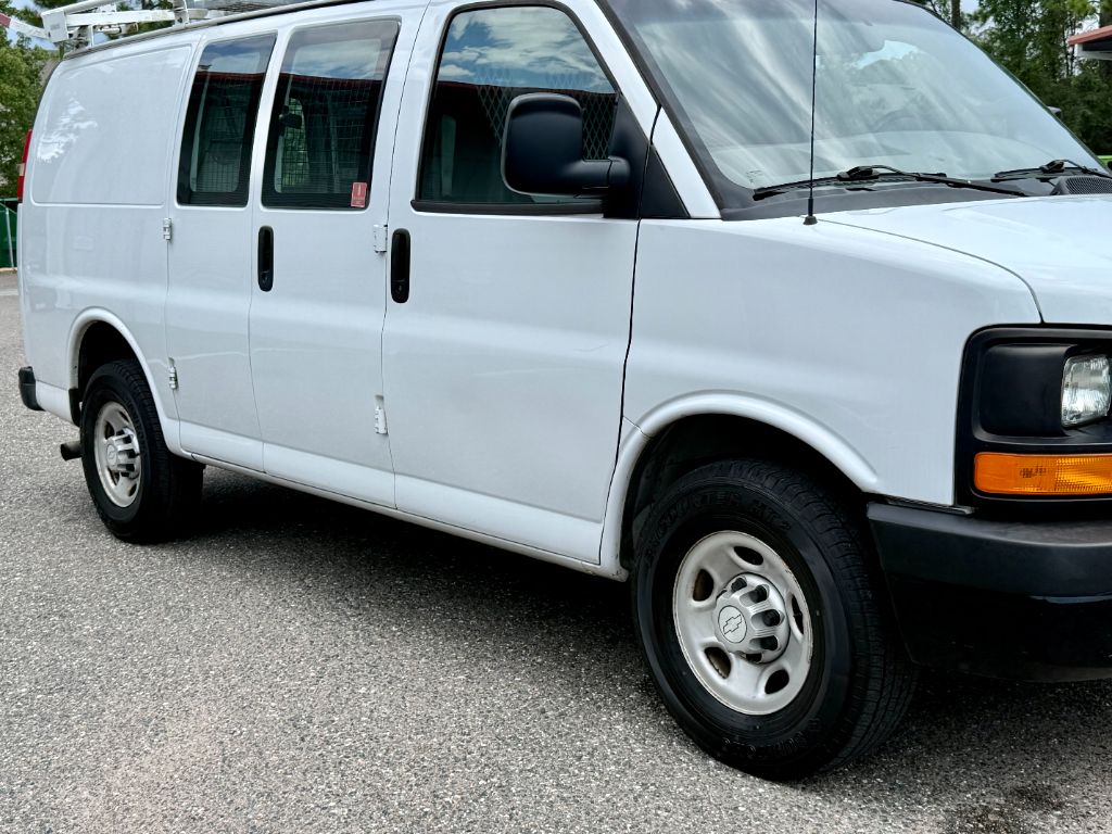 2016 Chevrolet Express - $12,800
