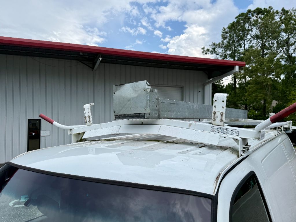 2016 Chevrolet Express - $12,800