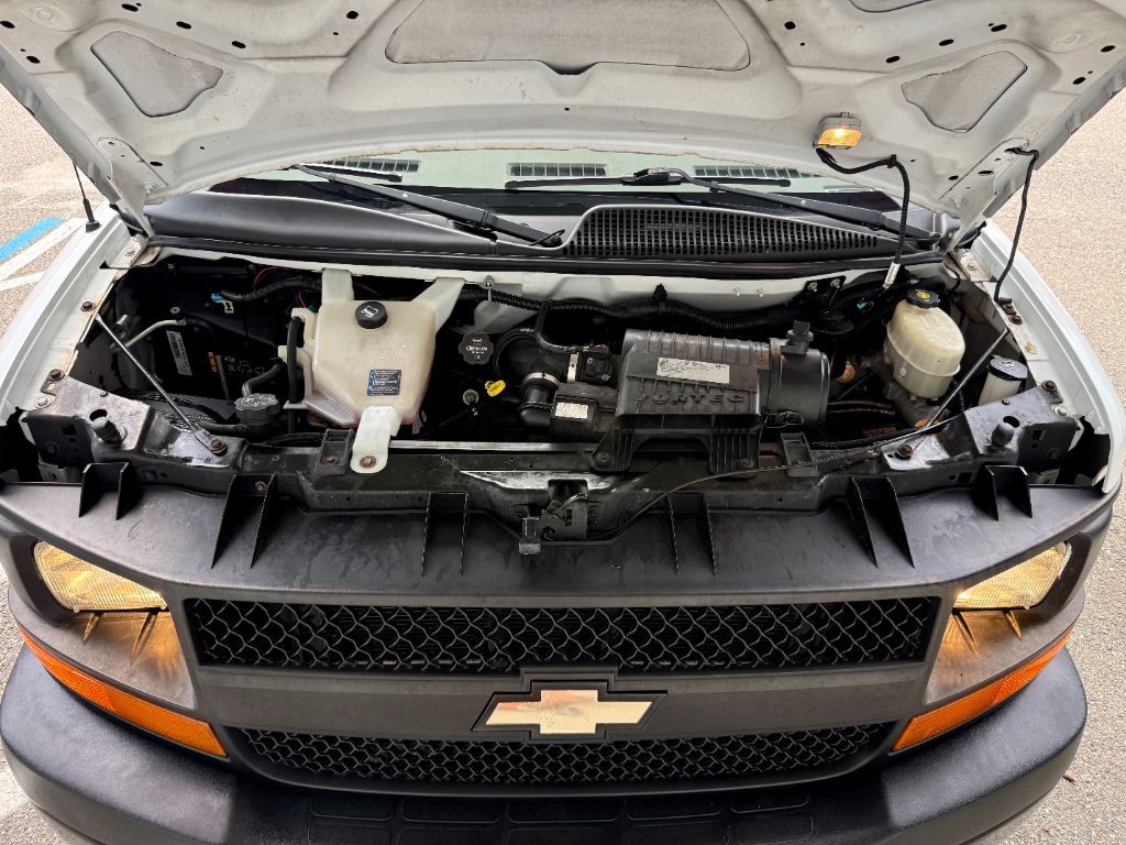 2016 Chevrolet Express - $12,800