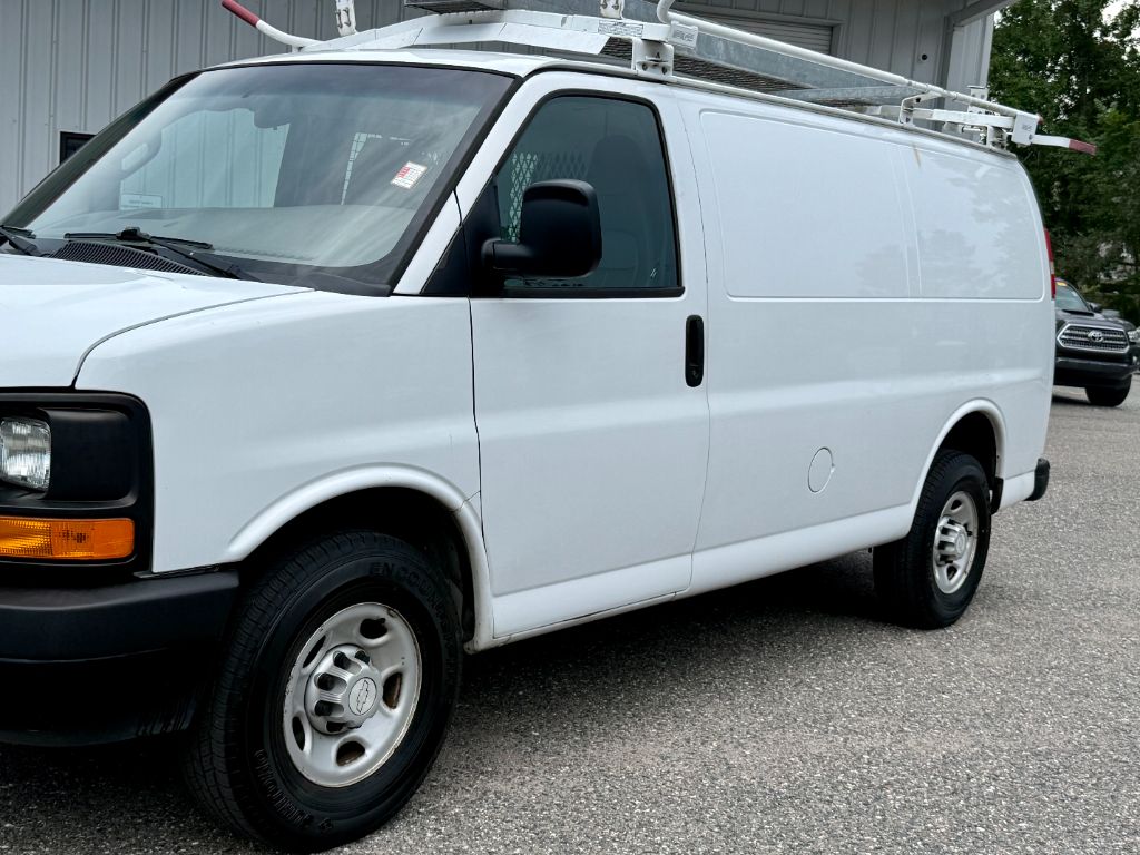 2016 Chevrolet Express - $12,800