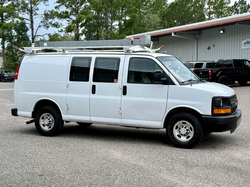 2016 Chevrolet Express - $12,800
