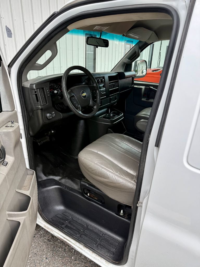 2016 Chevrolet Express - $12,800