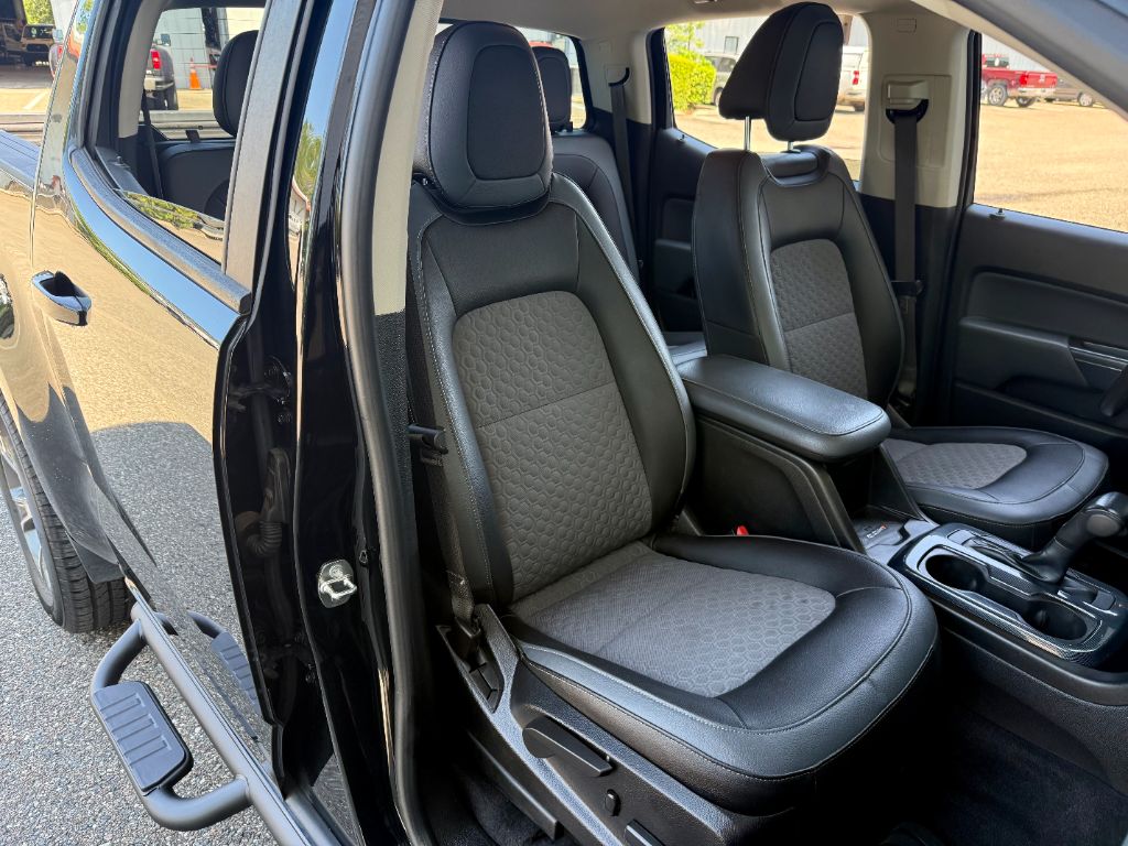2020 Chevrolet Colorado - $19,800