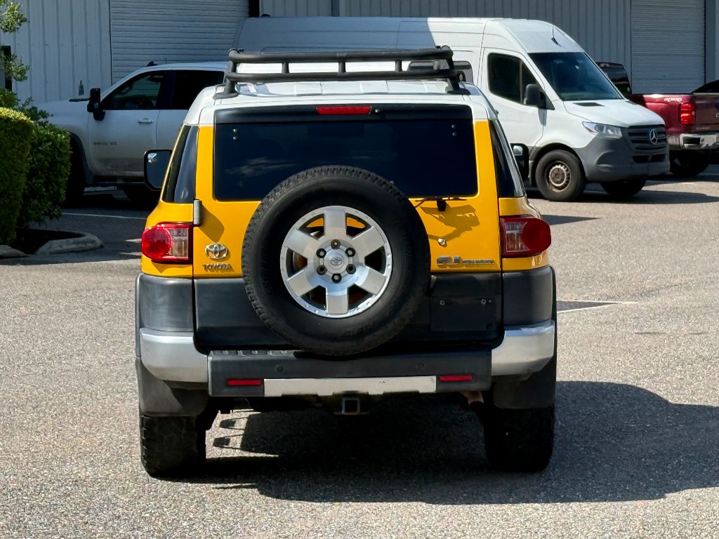 2007 Toyota FJ Cruiser - $7,800