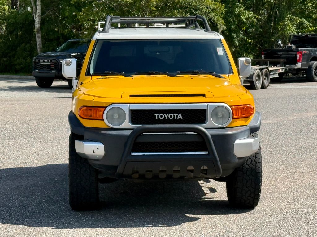 2007 Toyota FJ Cruiser - $7,800