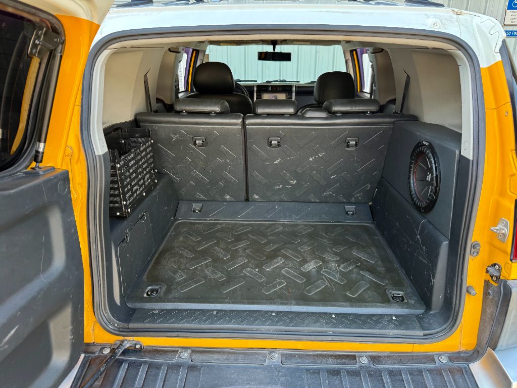2007 Toyota FJ Cruiser - $7,800