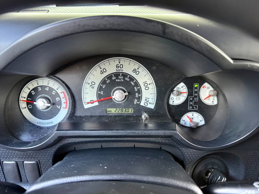 2007 Toyota FJ Cruiser - $7,800