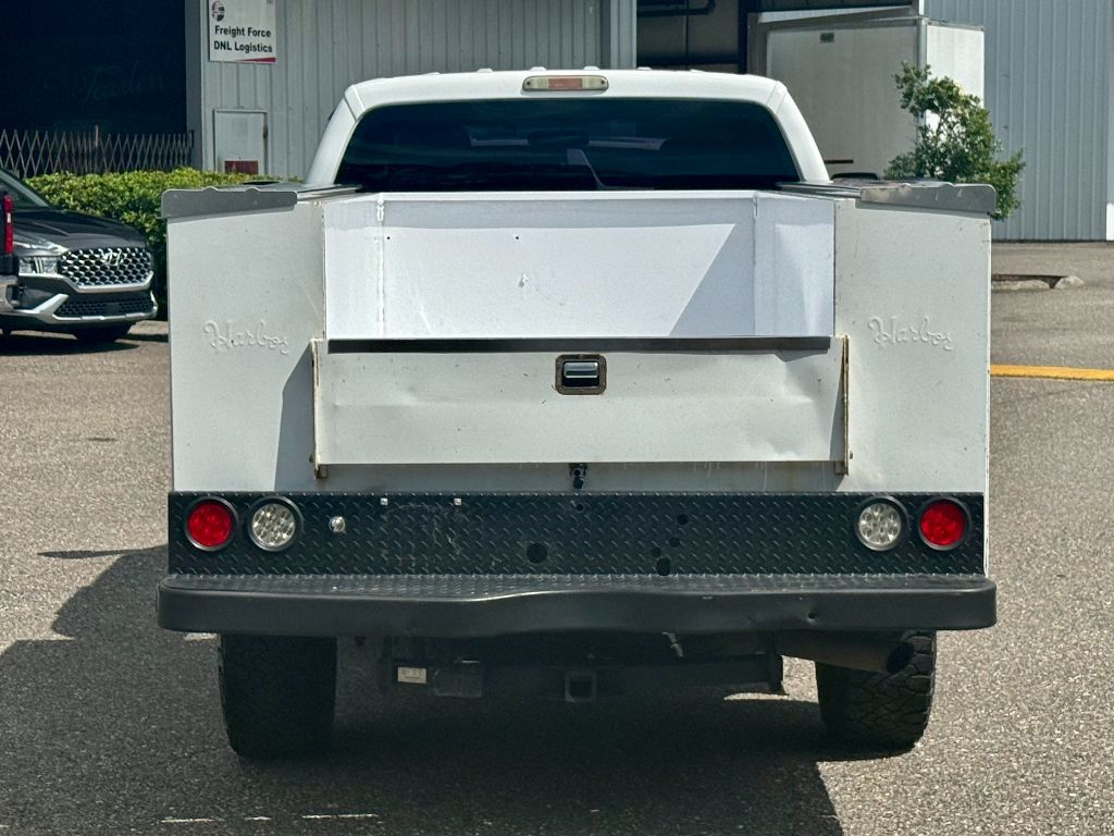 2016 Ford F-250 - $10,800