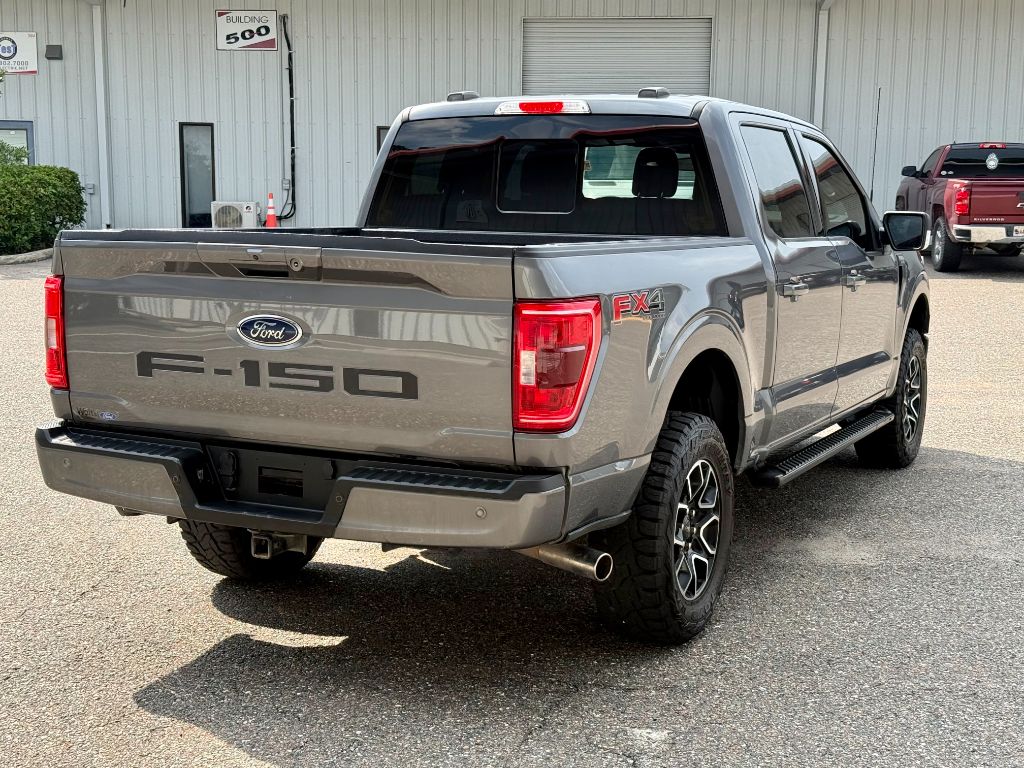 2022 Ford F-150 - $18,800
