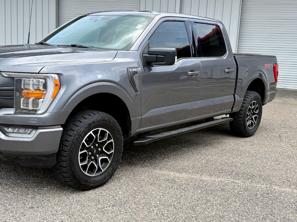 2022 Ford F-150 - $18,800