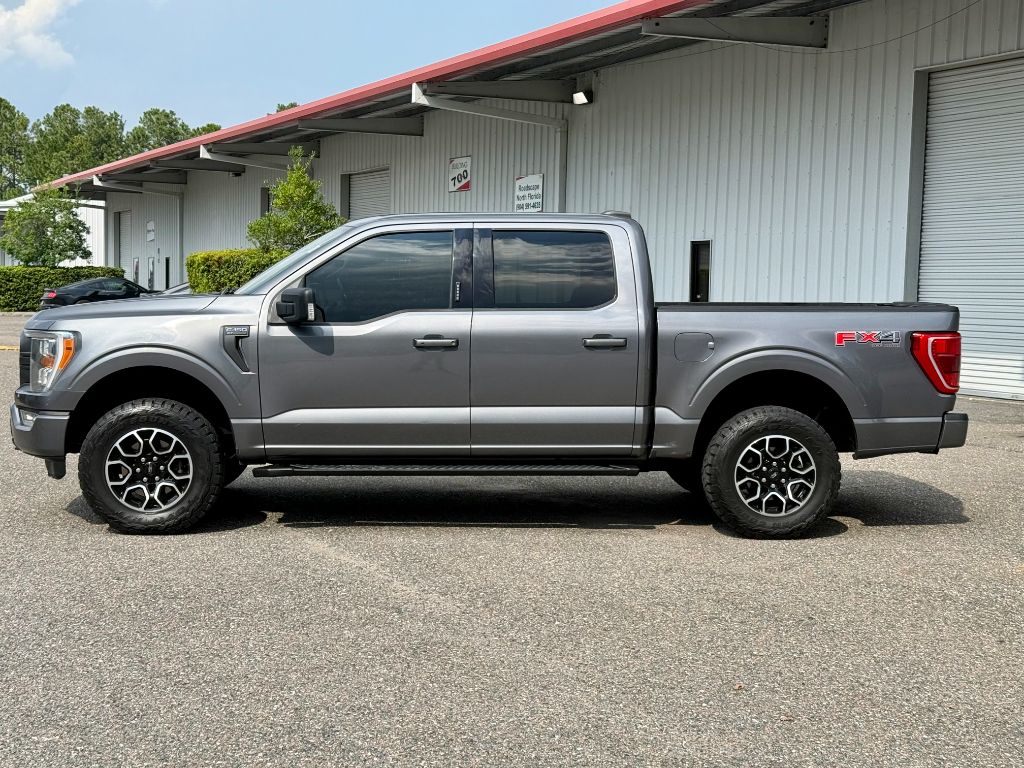 2022 Ford F-150 - $18,800