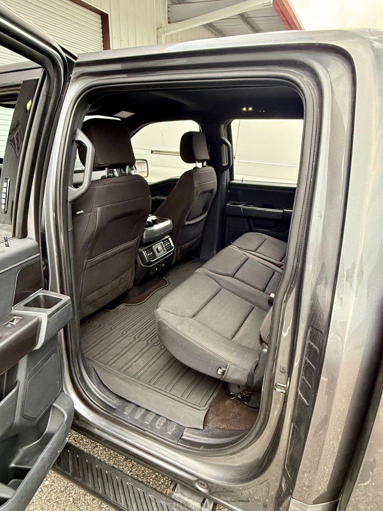 2022 Ford F-150 - $18,800