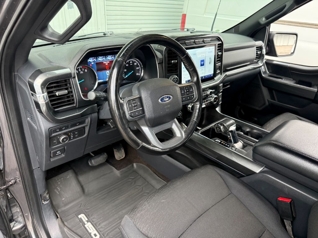 2022 Ford F-150 - $18,800