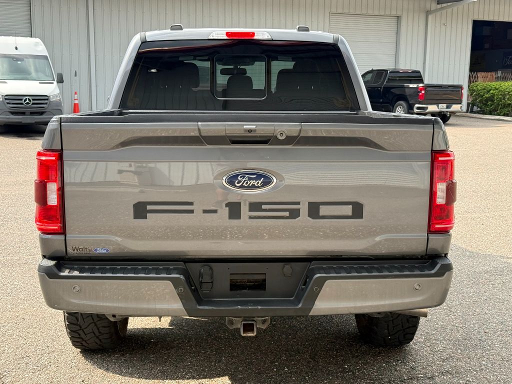 2022 Ford F-150 - $18,800