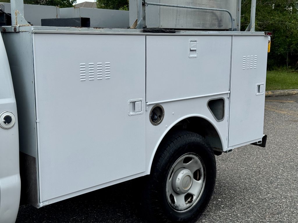 2008 Ford F-350 - $8,800