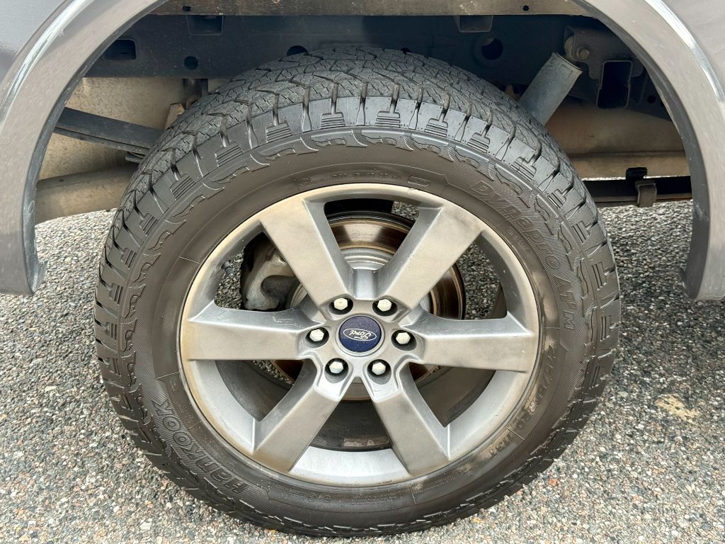 2016 Ford F-150 - $12,800
