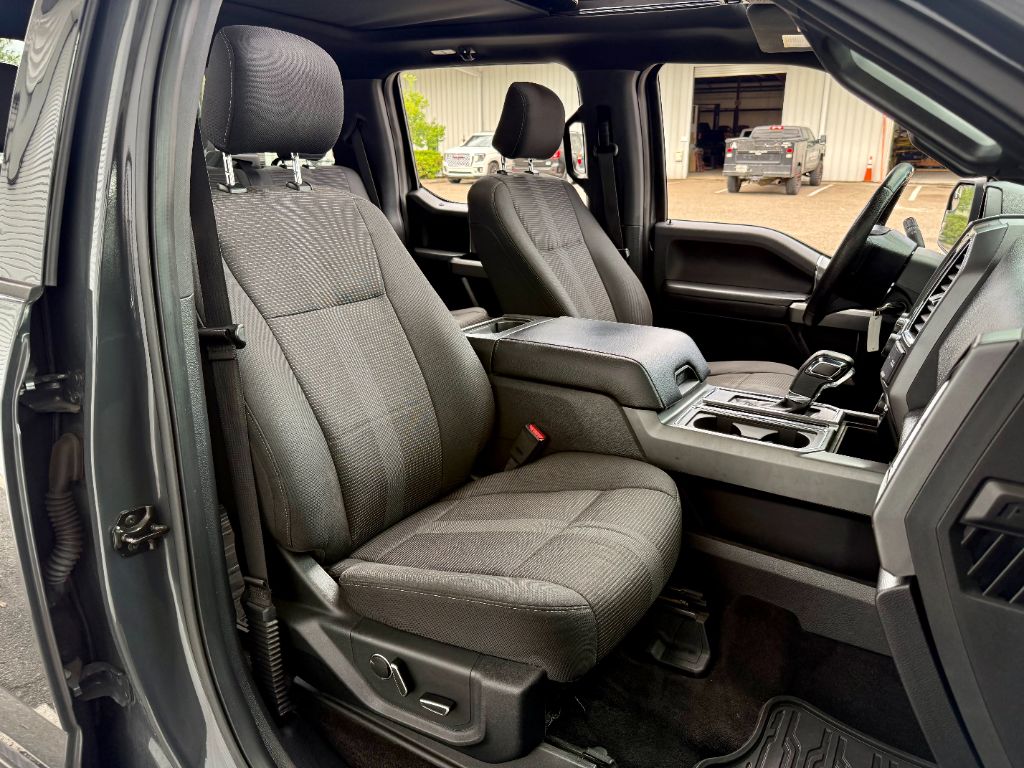 2016 Ford F-150 - $12,800