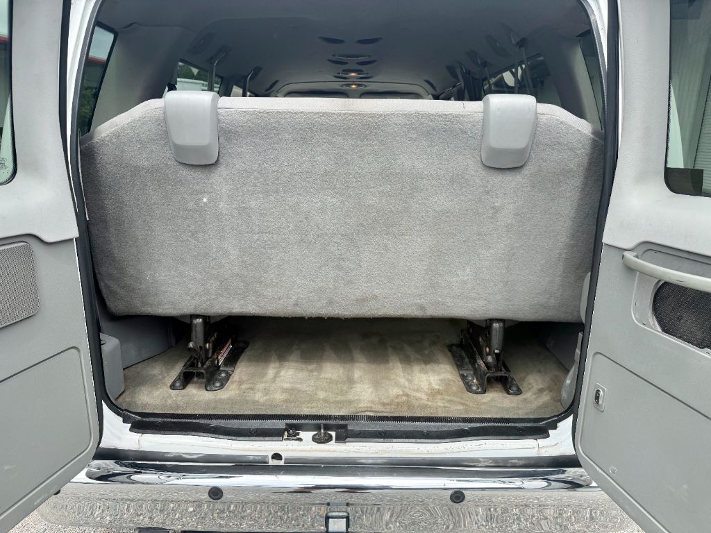 2014 Ford E-350 - $12,800