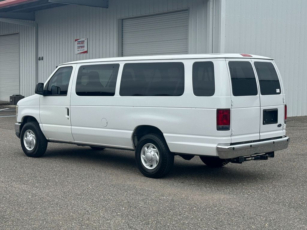 2014 Ford E-350 - $12,800