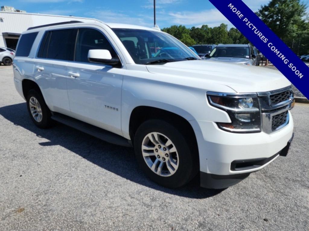 The 2016 Chevrolet Tahoe LS photos