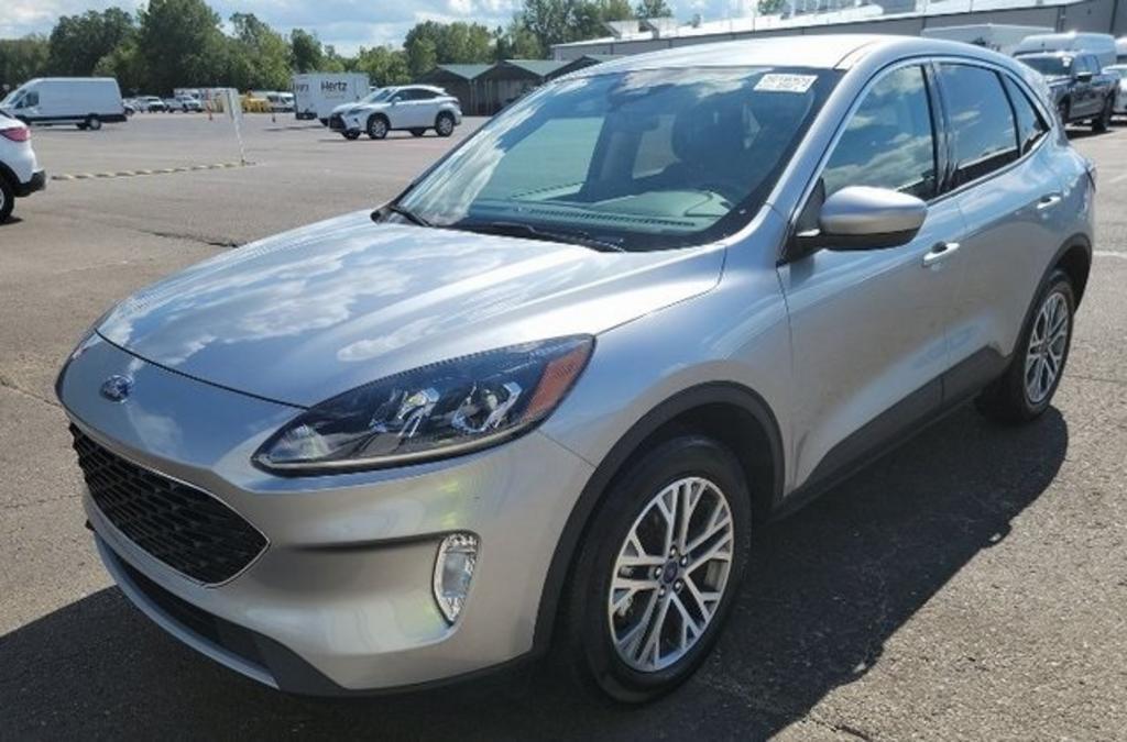 2022 Ford Escape SEL photo
