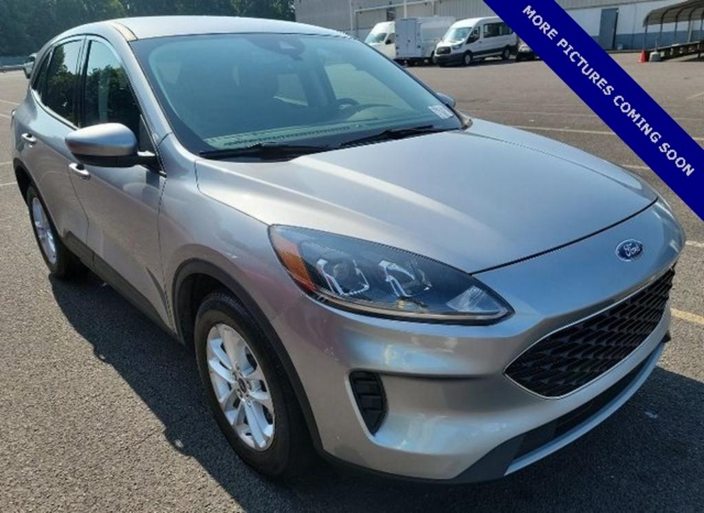 2021 Ford Escape SE Hybrid photo