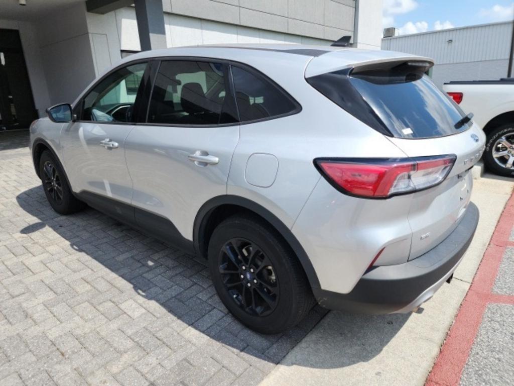 2020 Ford Escape SE Sport Hybrid photo