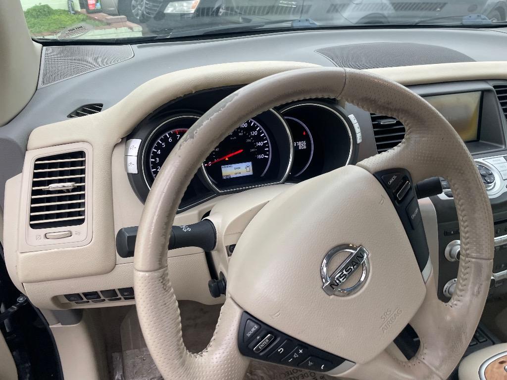 2011 Nissan Murano - $7,900