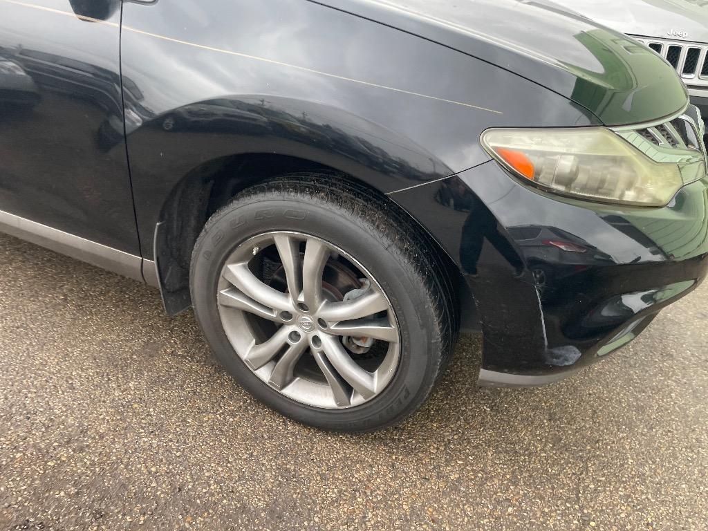 2011 Nissan Murano - $7,900