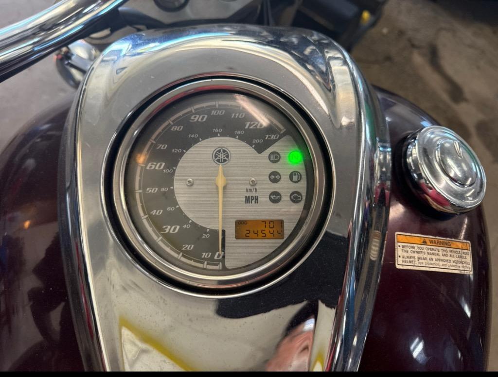 2009 Yamaha V Star 950 - $4,500