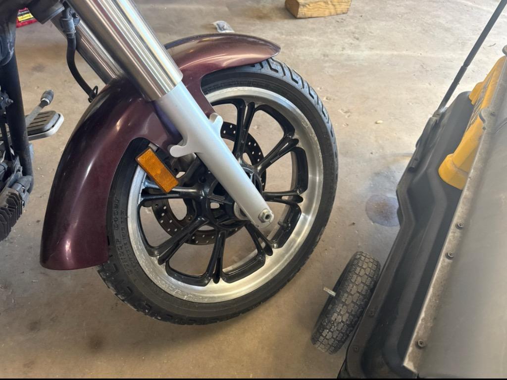 2009 Yamaha V Star 950 - $4,500
