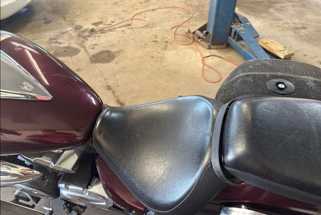 2009 Yamaha V Star 950 - $4,500
