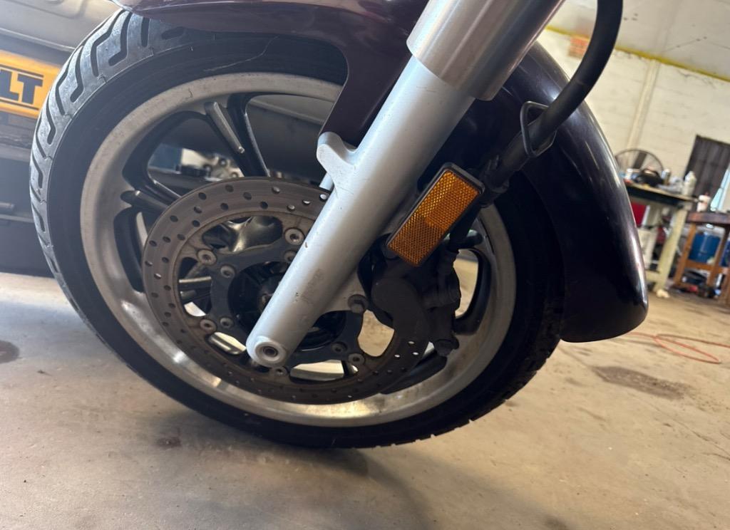 2009 Yamaha V Star 950 - $4,500