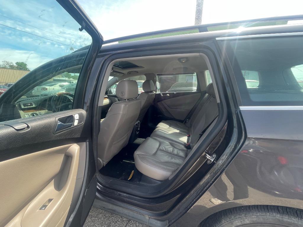 2007 Volkswagen Passat 3.6 photo