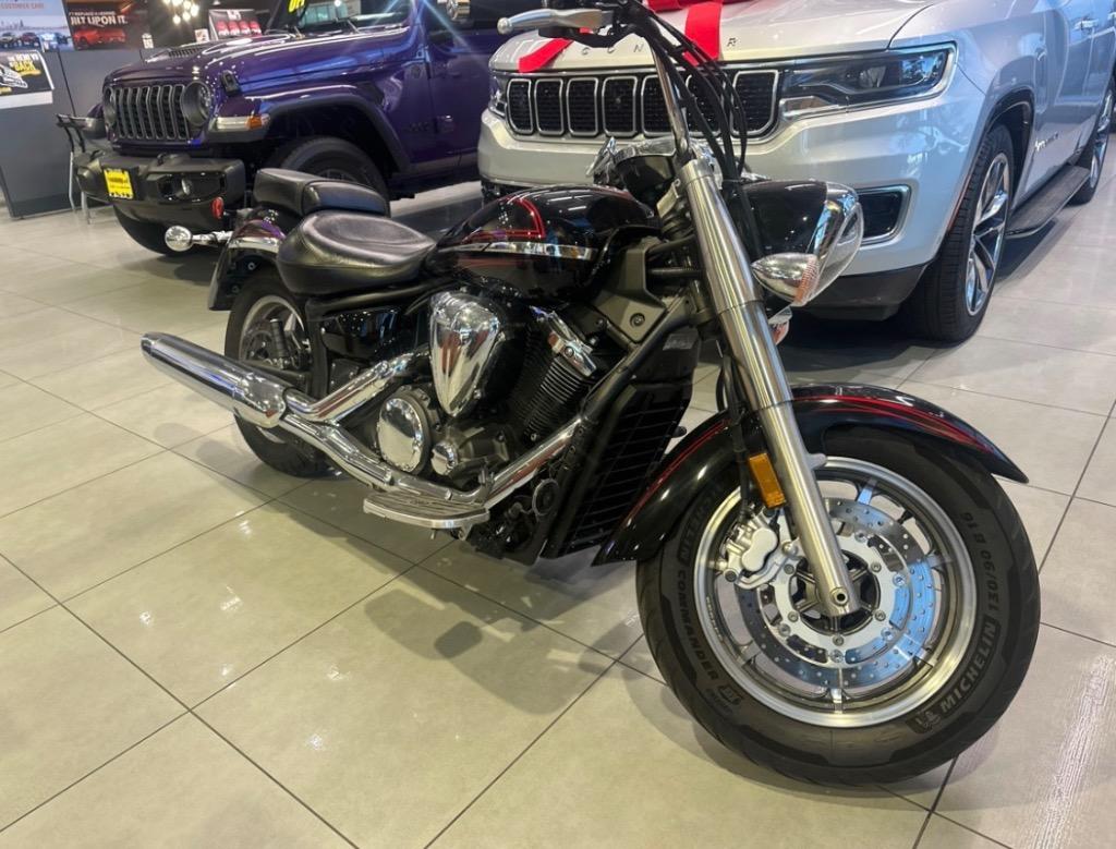 2009 Yamaha V Star 1300 - $5,900