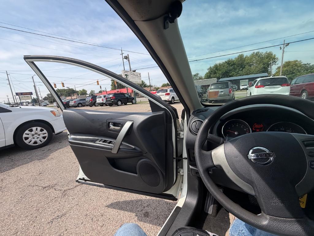 2010 Nissan Rogue - $2,500