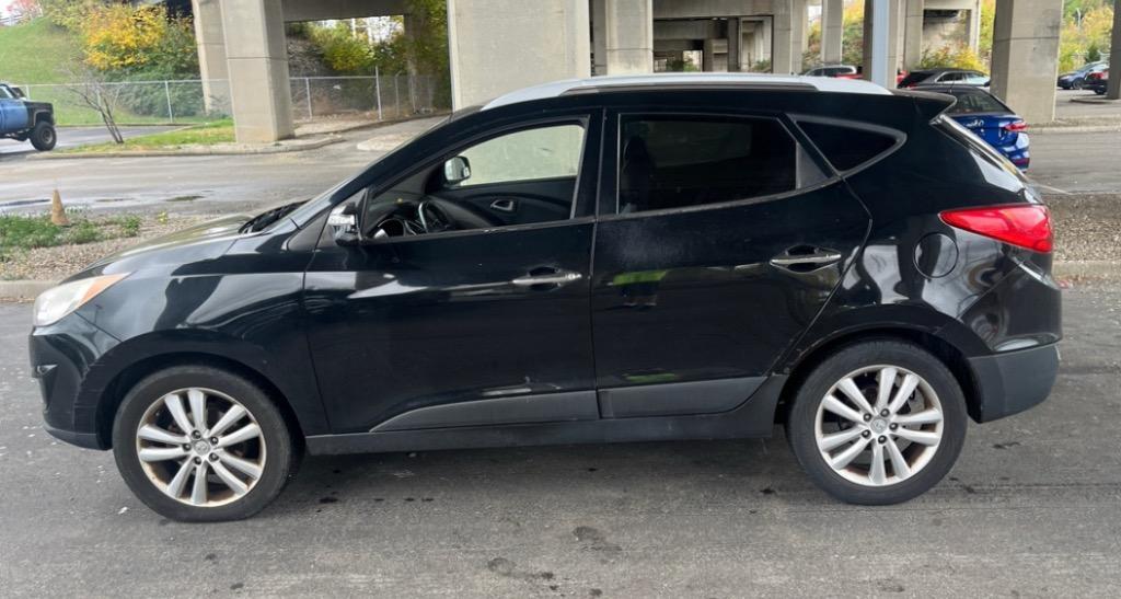 2010 Hyundai Tucson Limited photo
