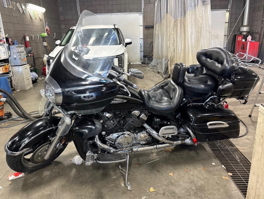 2012 Yamaha Royal Star Venture - $6,500