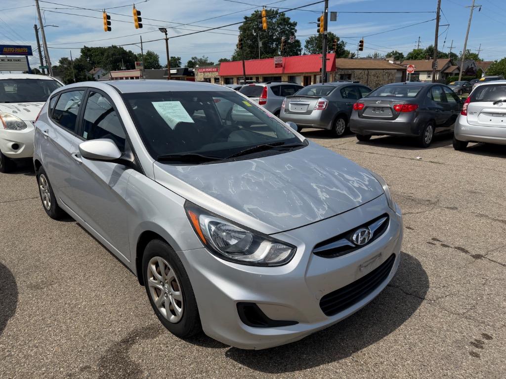 2012 Hyundai Accent - $6,500