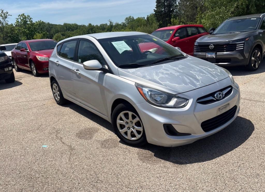 2012 Hyundai Accent - $6,500