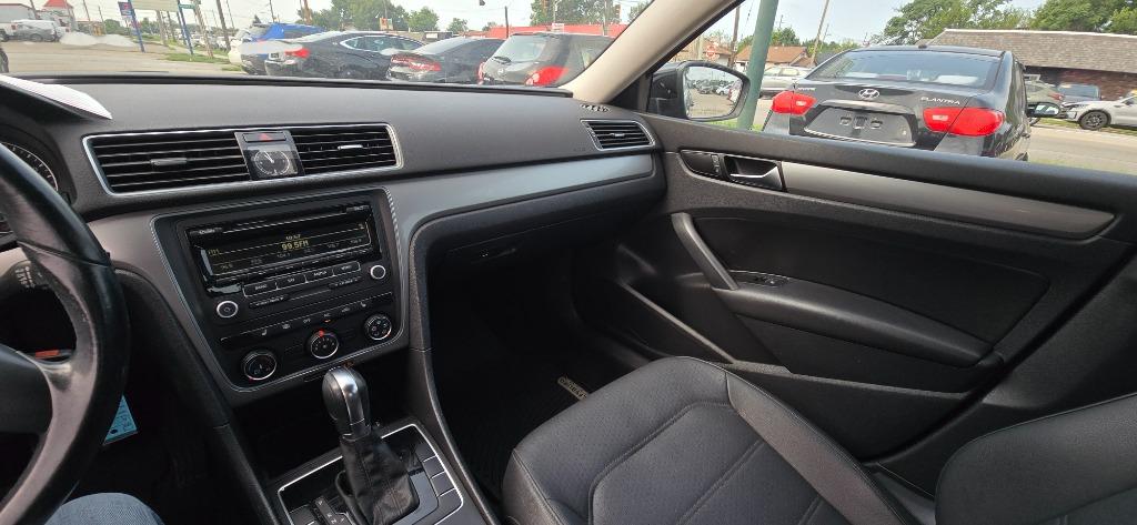 2014 Volkswagen Passat - $8,500