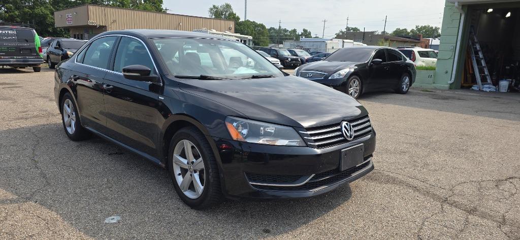 2014 Volkswagen Passat - $8,500