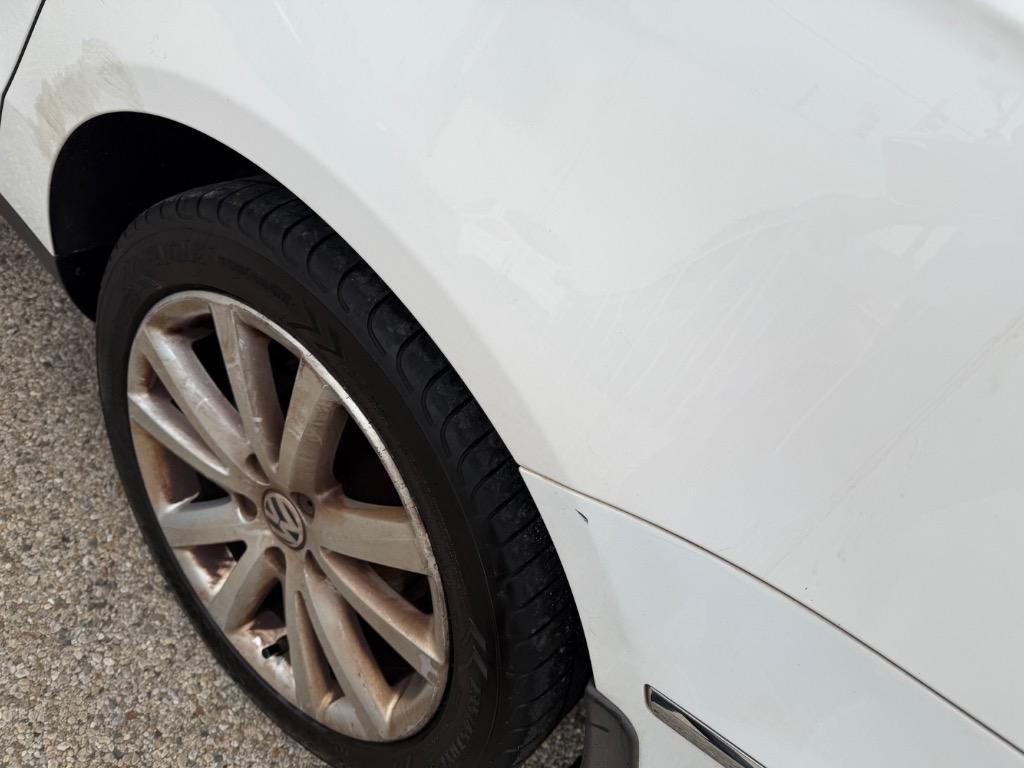 2010 Volkswagen Passat - $7,500