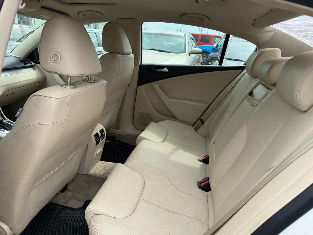 2010 Volkswagen Passat - $7,500
