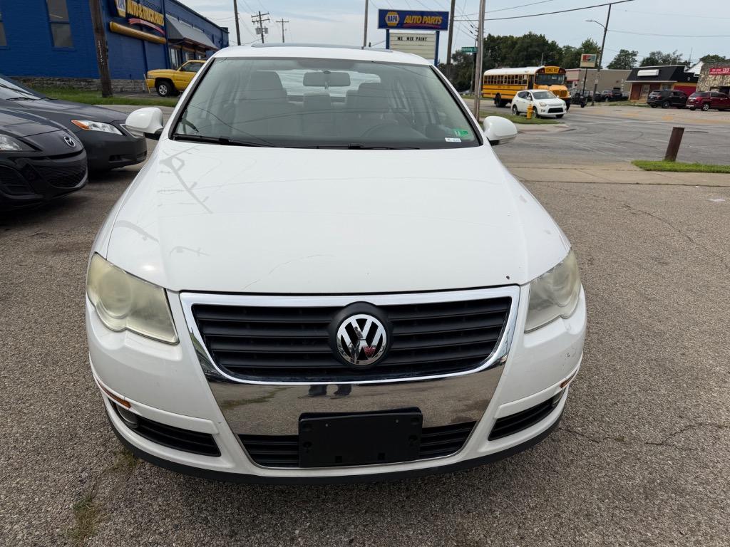 2010 Volkswagen Passat - $7,500
