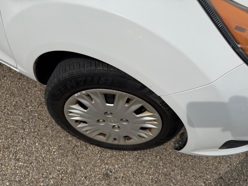 2016 Ford Fiesta - $7,500