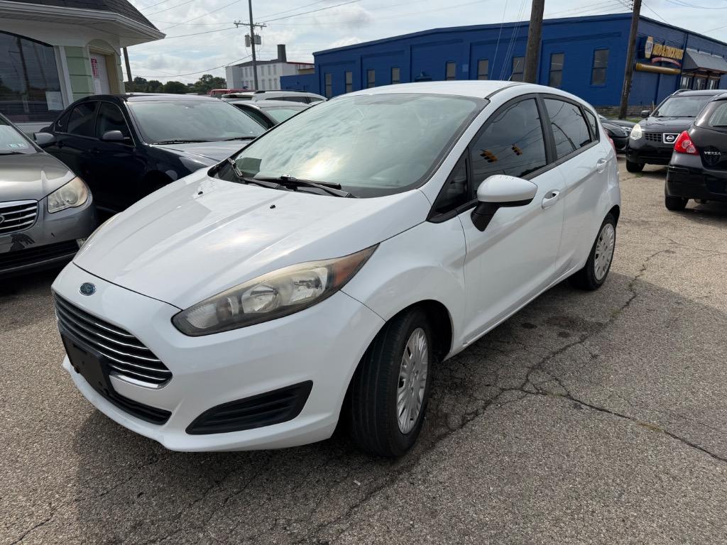 2016 Ford Fiesta - $7,500