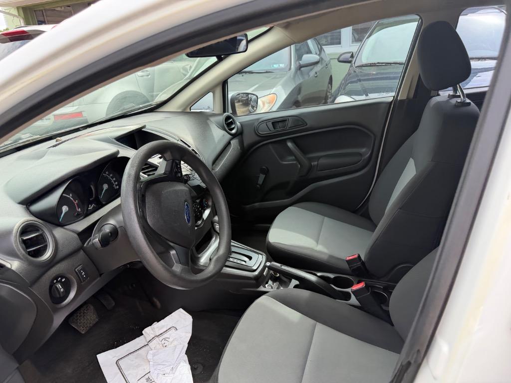 2016 Ford Fiesta - $7,500